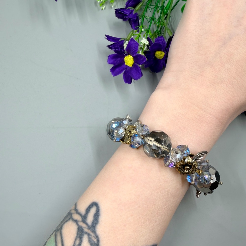 Crystal Bead Cluster Vintage Stretch Bracelet with Gold Flower Accents